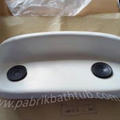 bantal-bathtub-white