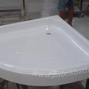 showroom-bathtub-javellin-onyx