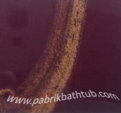 warna-bathtub-bloody-mary-kecil