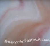 warna-bathtub-maroon